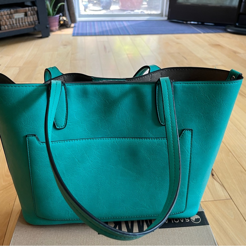 Stylish Turquoise Handbag
